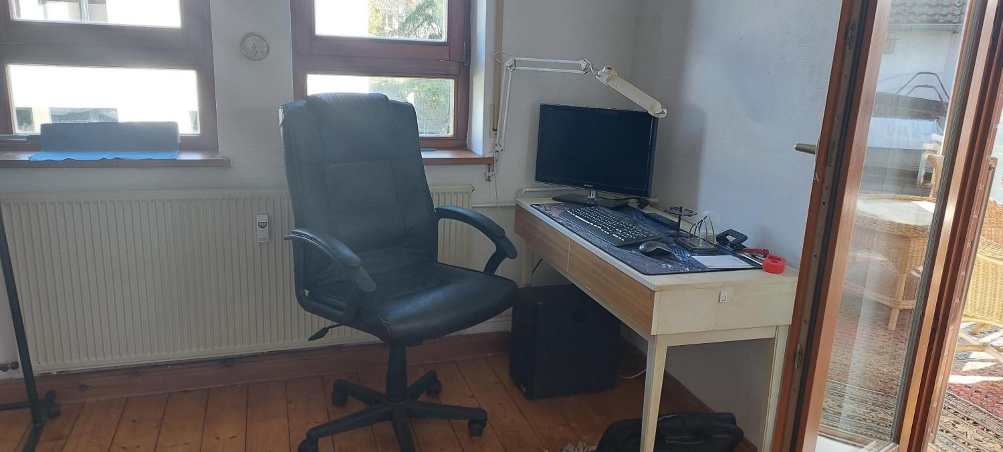 Helle Ruhige Zimmer Zu Vermieten カッセル エクステリア 写真
